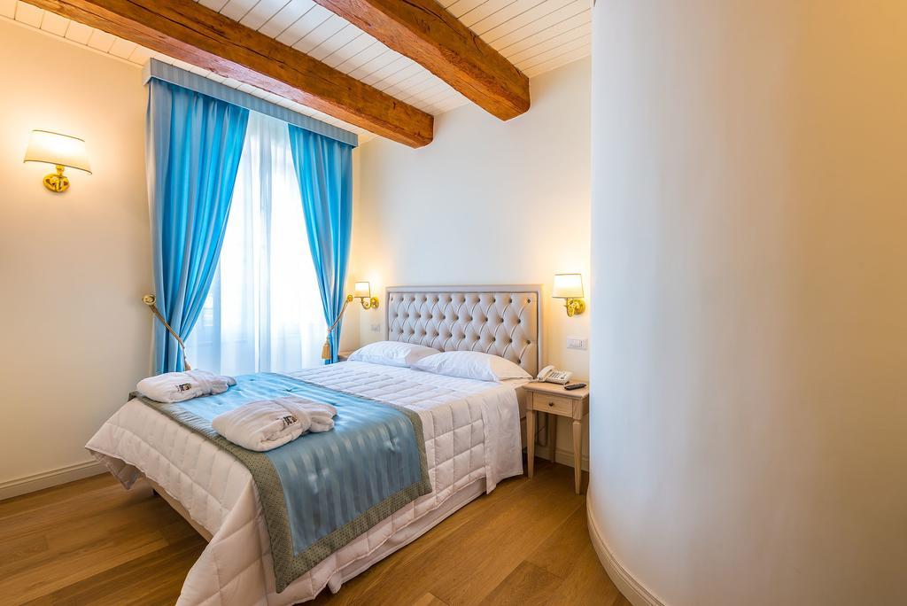 Relais Paradiso Resort & Spa Marcellano Ngoại thất bức ảnh
